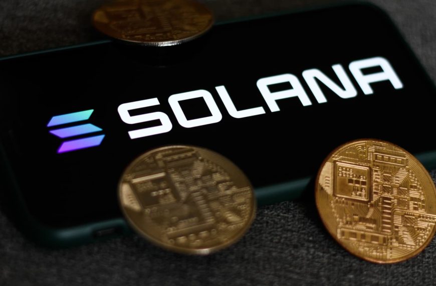 Solana ETF Goedgekeurd (SOLAPPRO) Memecoin om 9.000% te exploderen voor KuCoin-notering, terwijl…