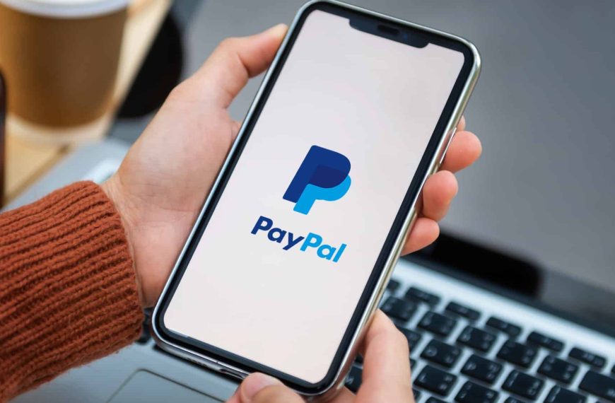 Doorbraak: PayPal lanceert AI-producten in strijd om dominantie